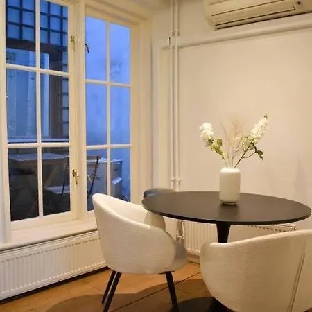 Appartement New Cosy In 9 Streets